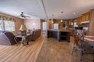 21800 SW 15th Ave, Newberry, FL 32669 - Photo 16
