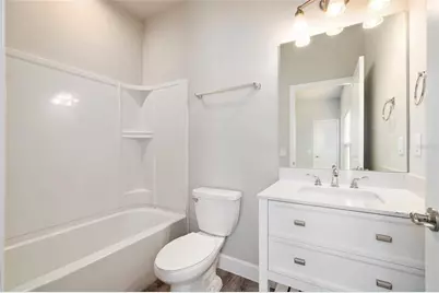 622 NW 3rd Avenue #11, Gainesville, FL 32601 - Photo 12