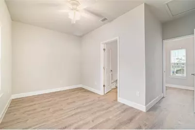 622 NW 3rd Avenue #11, Gainesville, FL 32601 - Photo 8
