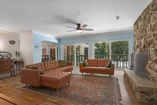 1915 NW 16th Ave, Gainesville, FL 32605 - Photo 6