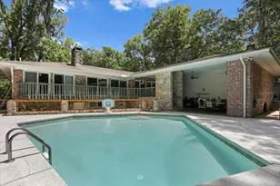 1915 NW 16th Ave, Gainesville, FL 32605 - Photo 2