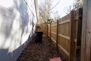 6124 SW 10th Pl, Gainesville, FL 32607 - Photo 20