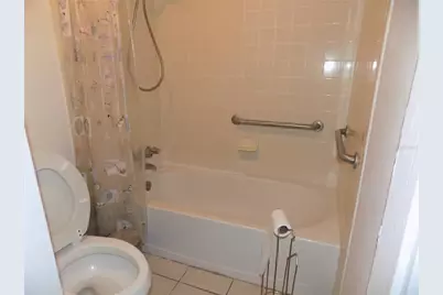2811 SW Archer Road #x 201, Gainesville, FL 32608 - Photo 26