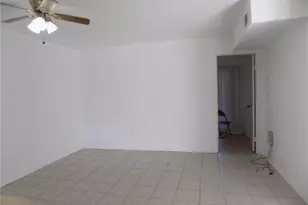 2811 SW Archer Rd, Gainesville, FL 32608 - Photo 14