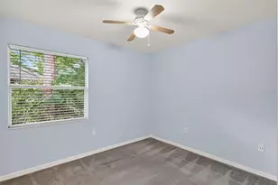 2305 NW 44th Pl, Gainesville, FL 32605 - Photo 20