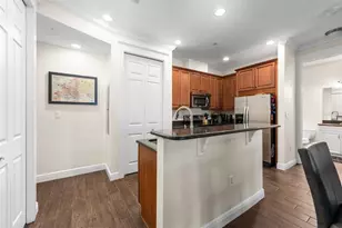 423 NE 2nd Ave, Gainesville, FL 32601 - Photo 10