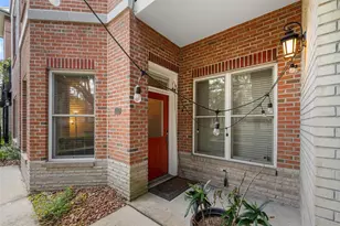 423 NE 2nd Ave, Gainesville, FL 32601 - Photo 4