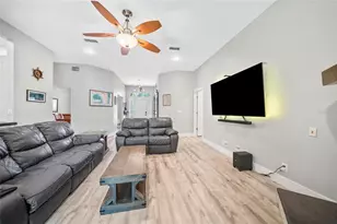 53 Oakwood Rd, Jacksonville Beach, FL 32250 - Photo 12