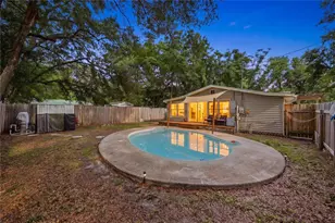 3411 NE 52nd Ave, Silver Springs, FL 34488 - Photo 4