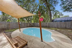 3411 NE 52nd Ave, Silver Springs, FL 34488 - Photo 16
