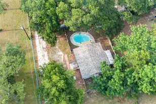 3411 NE 52nd Ave, Silver Springs, FL 34488 - Photo 18