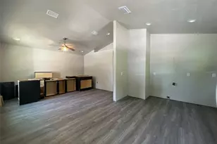 23211 NW 179th Pl, High Springs, FL 32643 - Photo 2