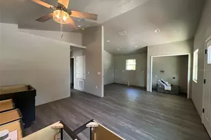 23211 NW 179th Pl, High Springs, FL 32643 - Photo 4