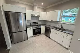 614 NW 4th St, Gainesville, FL 32601 - Photo 4