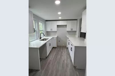 407 NE 19th Drive, Gainesville, FL 32641 - Photo 6