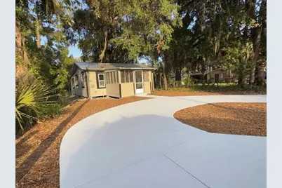 407 NE 19th Drive, Gainesville, FL 32641 - Photo 2