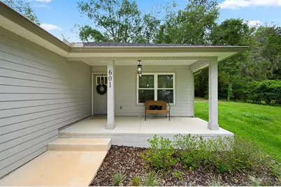 601 SE 4th Avenue, Melrose, FL 32666 - Photo 6