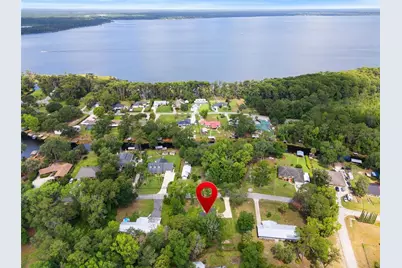 601 SE 4th Avenue, Melrose, FL 32666 - Photo 2