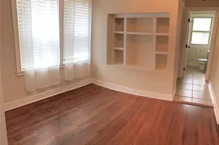 2060 NW 3rd Ave, Gainesville, FL 32607 - Photo 8