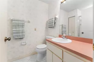 5029 SW 10th Ln, Gainesville, FL 32607 - Photo 18
