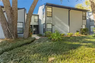 4356 SW 20th Ln, Gainesville, FL 32607 - Photo 2