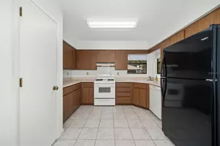 8496 NW 37th Terrace, Gainesville, FL 32653 - Photo 10