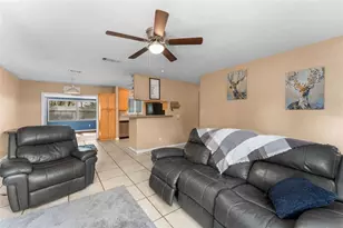 6511 NW 29th Ter, Gainesville, FL 32653 - Photo 4