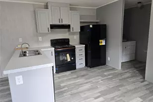 8851 NE 105th Ave, Bronson, FL 32621 - Photo 6