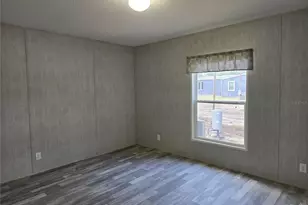 8851 NE 105th Ave, Bronson, FL 32621 - Photo 10