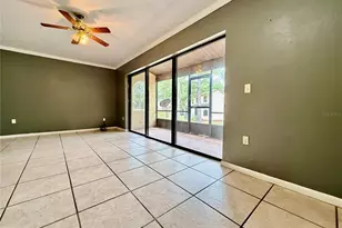 2735 SW 35th Pl, Gainesville, FL 32608 - Photo 10