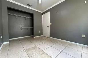 2735 SW 35th Pl, Gainesville, FL 32608 - Photo 12