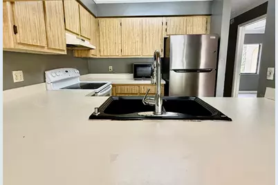2735 SW 35th Place #601, Gainesville, FL 32608 - Photo 8
