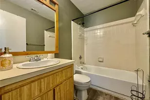 2735 SW 35th Pl, Gainesville, FL 32608 - Photo 16