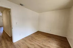 719 SW 70th Terrace, Gainesville, FL 32607 - Photo 12