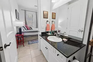 325 NW 14th St, Gainesville, FL 32603 - Photo 34
