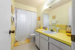 8127 SW 12th Pl, Gainesville, FL 32607 - Photo 16