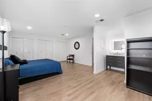 8127 SW 12th Pl, Gainesville, FL 32607 - Photo 12
