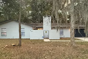 1101 SW 19th Pl, Gainesville, FL 32601 - Photo 4