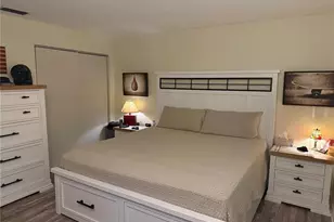 1101 SW 19th Pl, Gainesville, FL 32601 - Photo 14