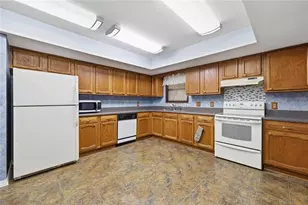 2446 NW 35th Ter, Gainesville, FL 32605 - Photo 8