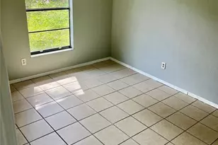 2321 SW 31st Pl, Gainesville, FL 32608 - Photo 14