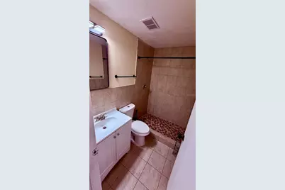 6519 W Newberry Road #206, Gainesville, FL 32605 - Photo 10