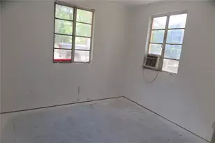 [Address not provided], Gainesville, FL 32601 - Photo 2