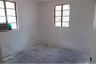 [Address not provided], Gainesville, FL 32601 - Photo 4