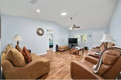 9820 SW 89th Terrace #E, Ocala, FL 34481 - Photo 4
