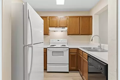 4526 SW 44th Lane #4526, Gainesville, FL 32608 - Photo 6