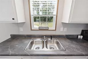 8611 NE 61st Pl, Bronson, FL 32621 - Photo 10