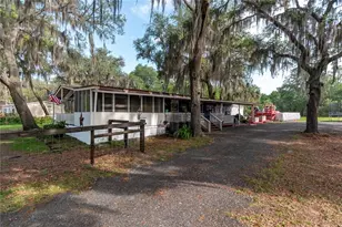 134 Faye St, Hawthorne, FL 32640 - Photo 2
