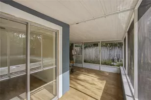 1318 Northeast 14th Street, Gainesville, FL 32601 - Photo 20