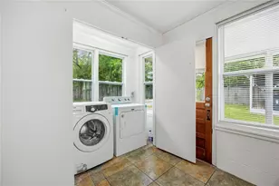 1318 Northeast 14th Street, Gainesville, FL 32601 - Photo 12